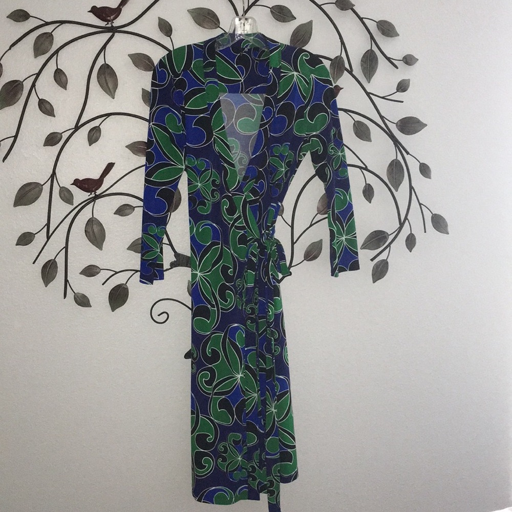 Tahari wrap around dress. Office or evening
